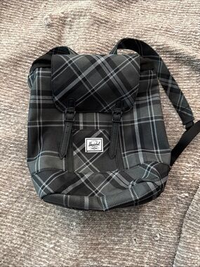 Herschel Supply Company Black & Gray Plaid Heritage Backpack